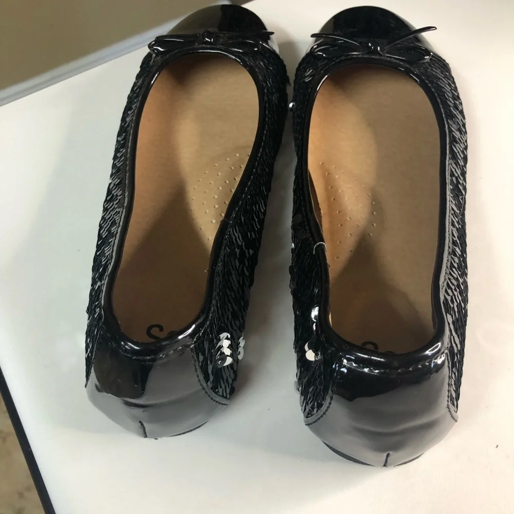 Black Sequin‎ Ballet Flats Patent Toe Bow Memory Foam Kids Size 4